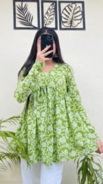 Women’s Green Floral Printed Rayon Kurta