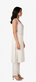White sleeveless kurta pajama Shopva - Image 3
