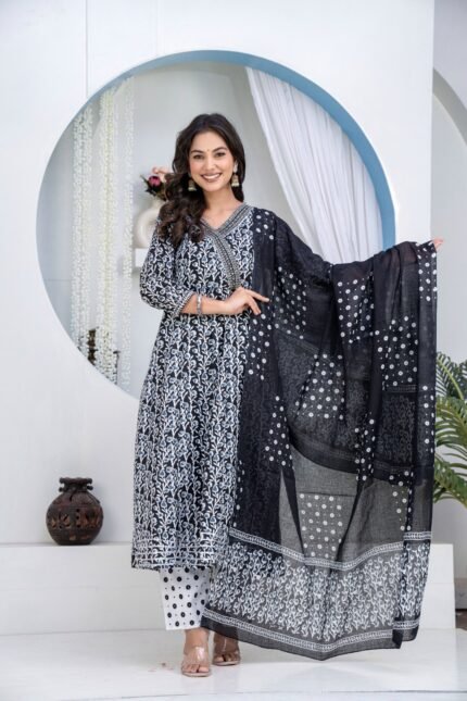 Black White Printed Kurta Pant Dupatta Set for Women | ShopVa